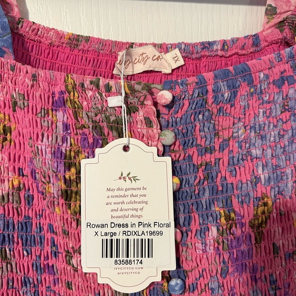 Ivy City Co Rowan Pink and Blue Floral Midi Dress - Picture 4 of 6